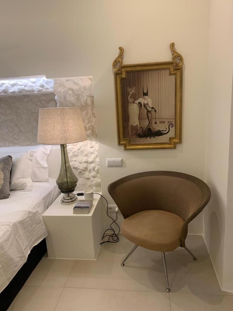 Apartment 1, Old Town Charm